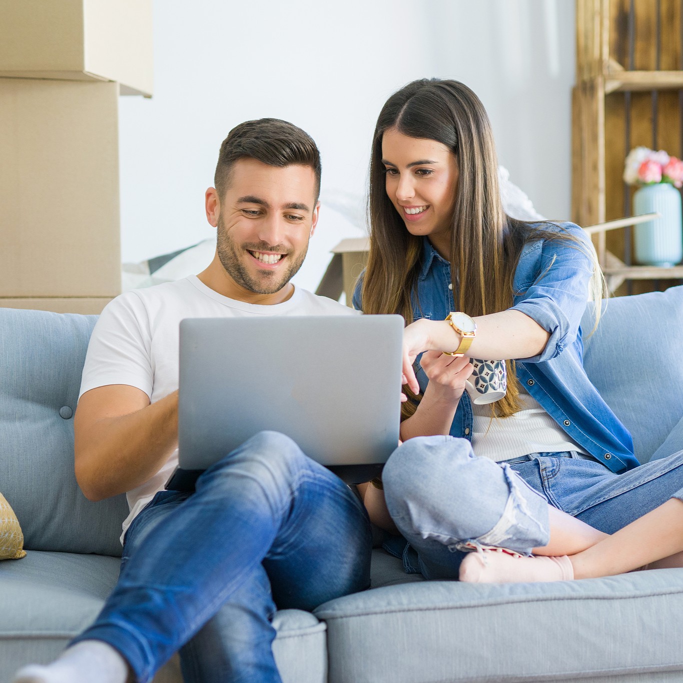 A woman looking at information for free parenting classes in Fresno, California
