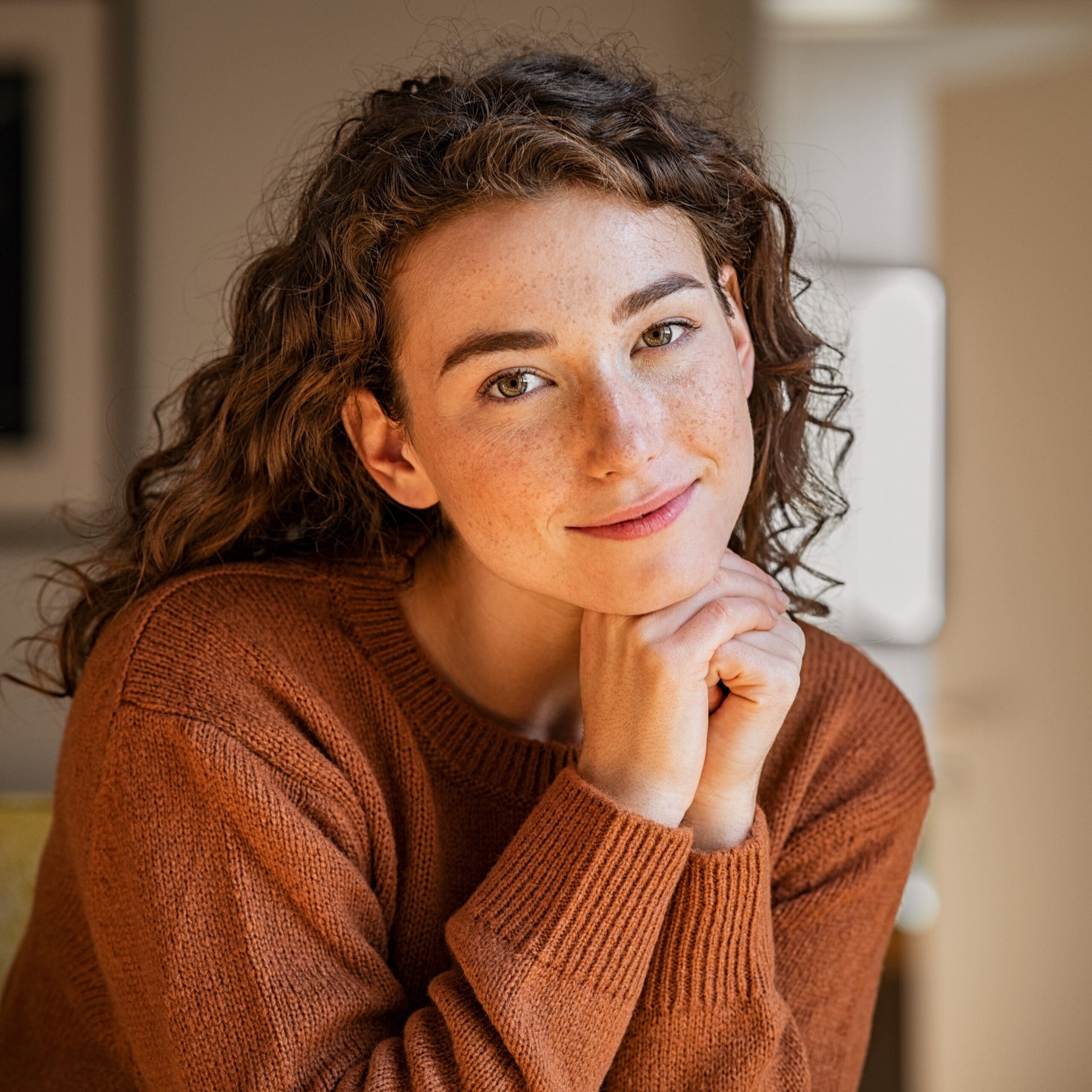 A woman looking for free parenting classes at Fresno Pregnancy Care Center